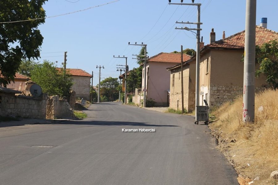 Kanuni Sultan Süleyman Caddesi’nde asfalt çalışması 2
