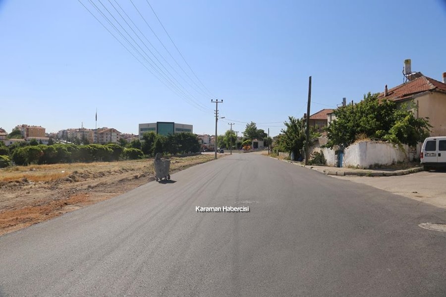 Kanuni Sultan Süleyman Caddesi’nde asfalt çalışması 6