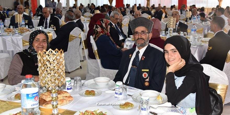 Şehit Aileleri ve Gaziler Onuruna Yemek Verildi