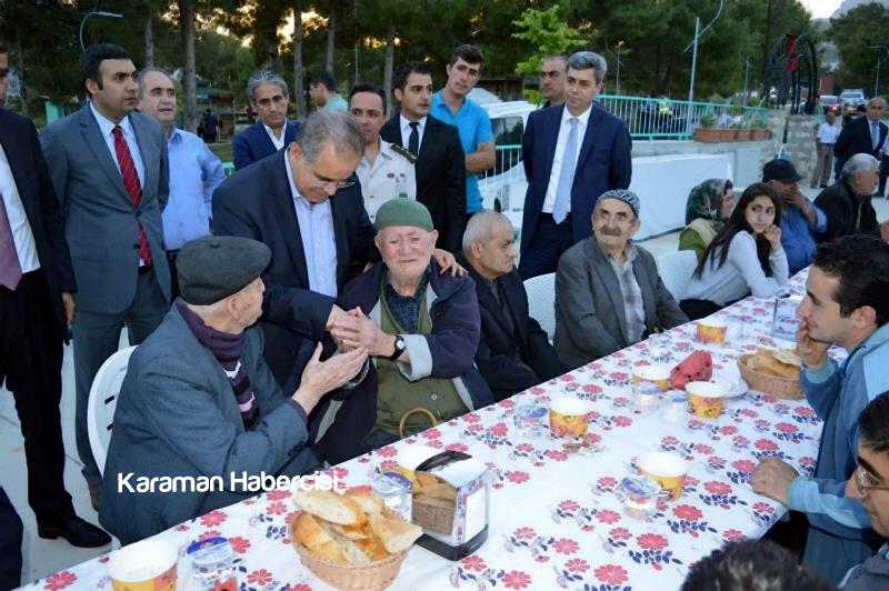 Vali Tapsız, İftarda Ermeneklilerle Bir Araya Geldi 1