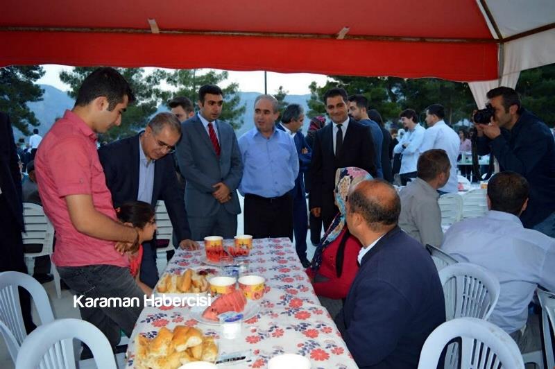 Vali Tapsız, İftarda Ermeneklilerle Bir Araya Geldi 6