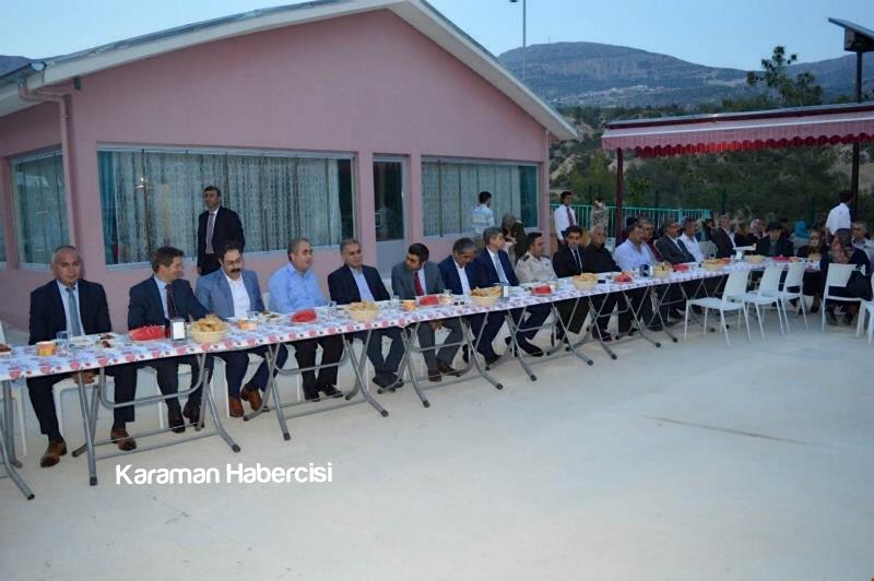 Vali Tapsız, İftarda Ermeneklilerle Bir Araya Geldi 8