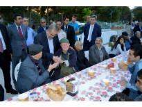 Vali Tapsız, İftarda Ermeneklilerle Bir Araya Geldi