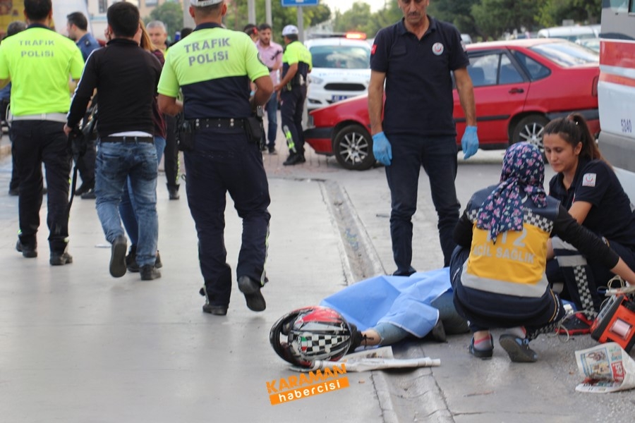 Konya'da Motosiklet İle Otomobil Çarpıştı 1 Ölü 8