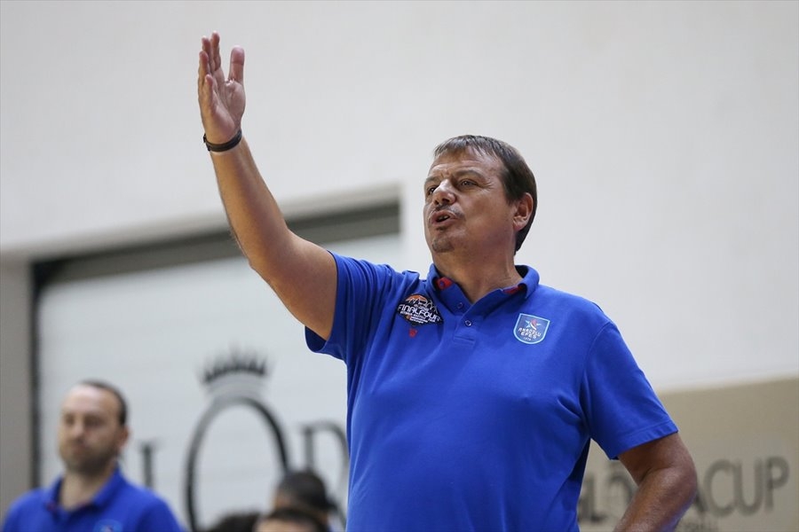 Basketbol: Gloria Kupası 17