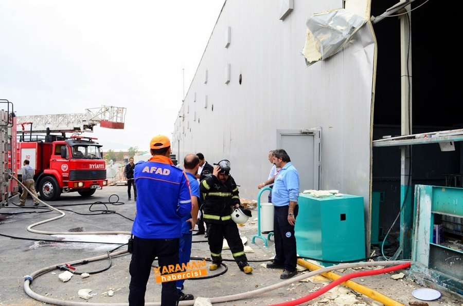 Aksaray'da Fabrika Yangını 6