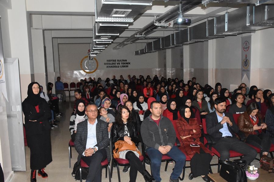 Kurtuluş Mücadelesinin Kadın Kahramanlarını Unutmadılar 8