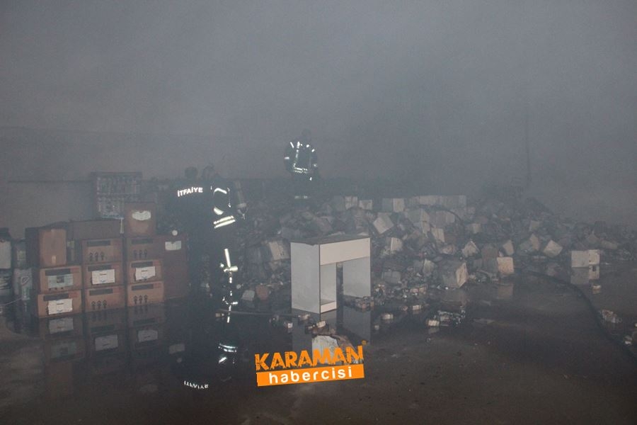 Karaman'da Depo Yangını 1