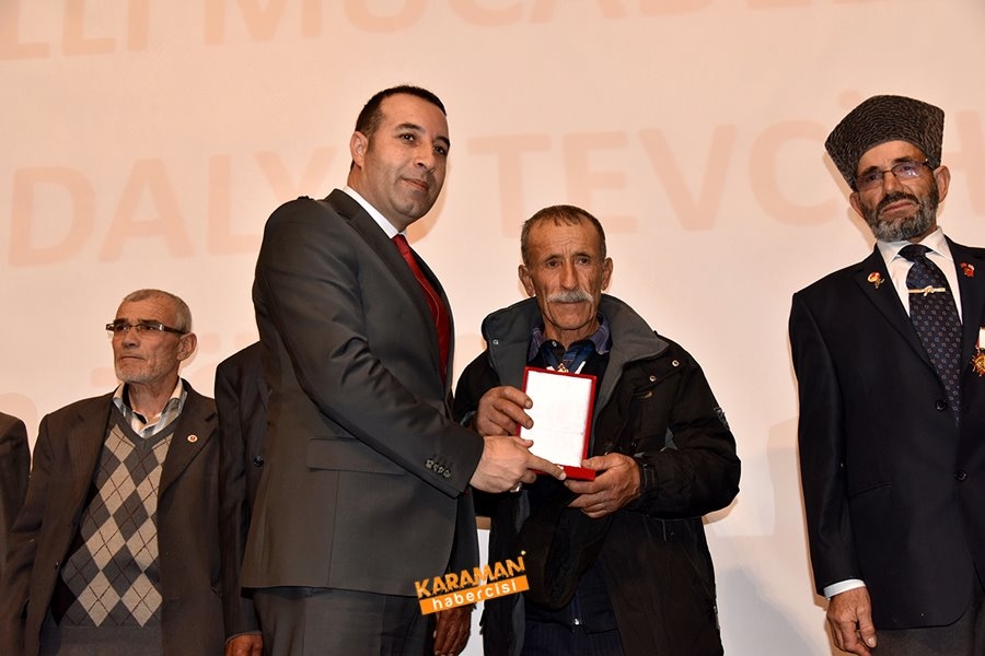 Kıbrıs Barış Harekâtına Katılan Gazilerimize Milli Mücadele Madalya Ve B 1