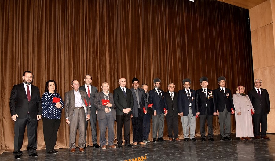 Kıbrıs Barış Harekâtına Katılan Gazilerimize Milli Mücadele Madalya Ve B 15