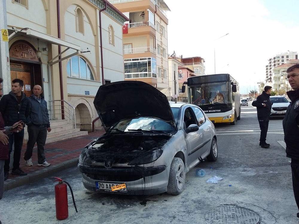Karaman'da Oto Yangını 1