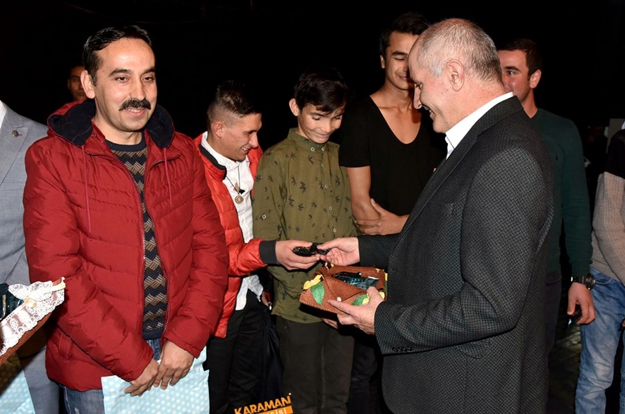 Özel Eğitim Meslek Okulu sahne programıyla göz doldurdu 7