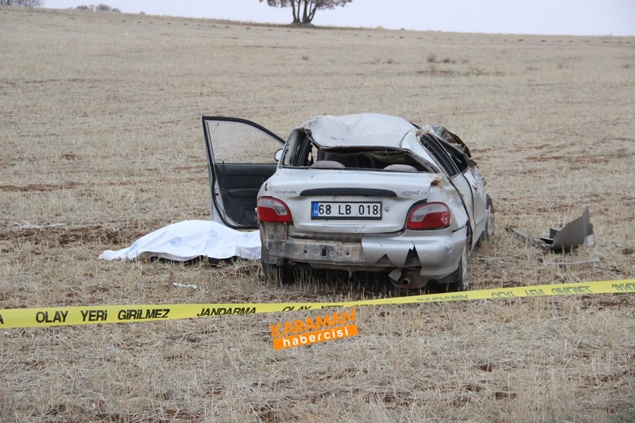 Karaman'da Trafik Kazası : 1 Ölü 1 Yaralı 12