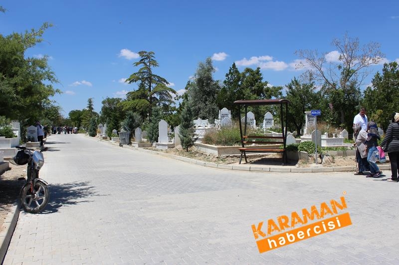 Karaman'da,Bayram Öncesi Mezarlık Ziyareti 16
