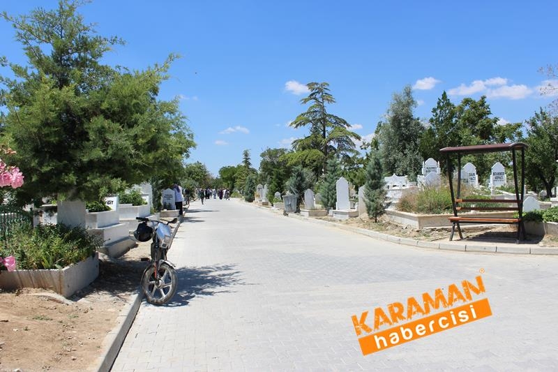 Karaman'da,Bayram Öncesi Mezarlık Ziyareti 18