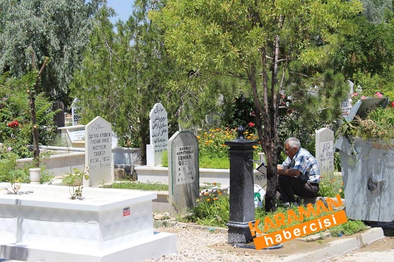 Karaman'da,Bayram Öncesi Mezarlık Ziyareti 20