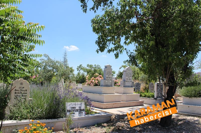 Karaman'da,Bayram Öncesi Mezarlık Ziyareti 24