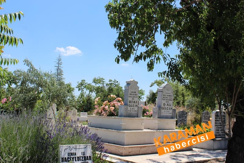 Karaman'da,Bayram Öncesi Mezarlık Ziyareti 25