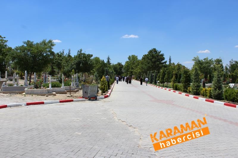 Karaman'da,Bayram Öncesi Mezarlık Ziyareti 32