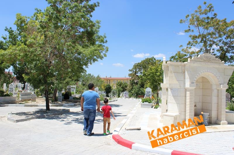 Karaman'da,Bayram Öncesi Mezarlık Ziyareti 33