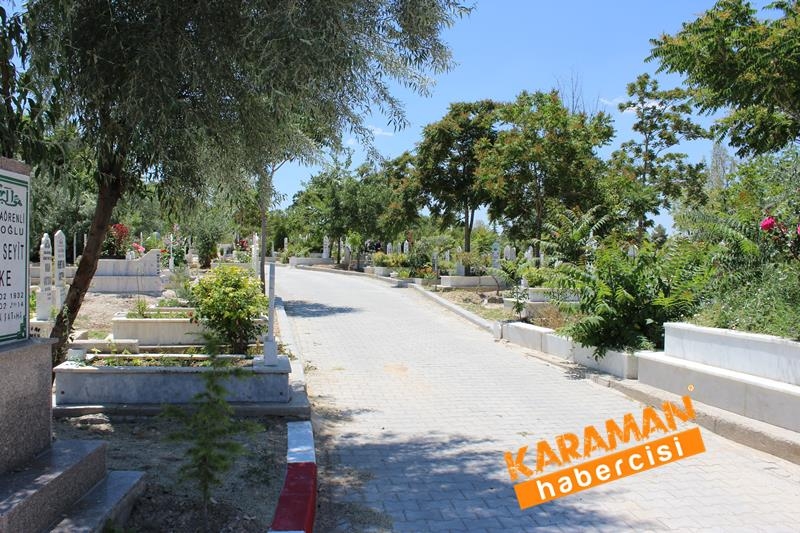 Karaman'da,Bayram Öncesi Mezarlık Ziyareti 34