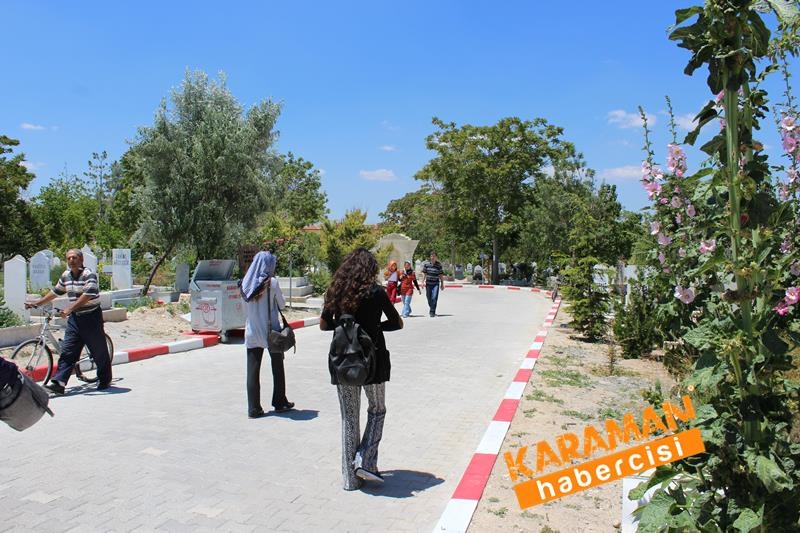 Karaman'da,Bayram Öncesi Mezarlık Ziyareti 38