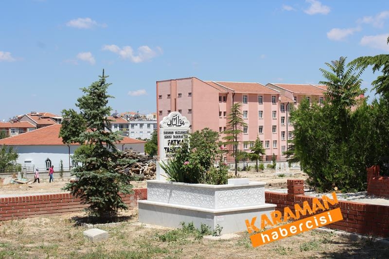 Karaman'da,Bayram Öncesi Mezarlık Ziyareti 4