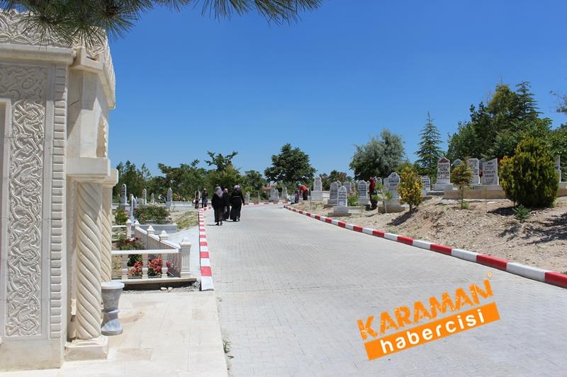 Karaman'da,Bayram Öncesi Mezarlık Ziyareti 40