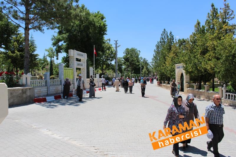 Karaman'da,Bayram Öncesi Mezarlık Ziyareti 44