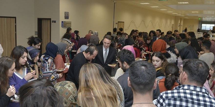 KMÜ Öğrencilerinin Yerli Malı Haftası Kutlaması