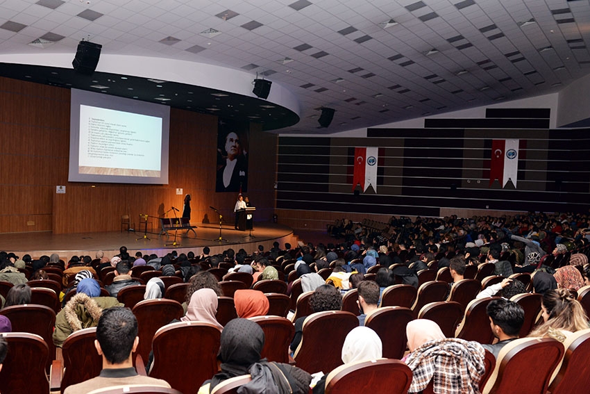 Zamsalak KMÜ'de sahne aldı 9