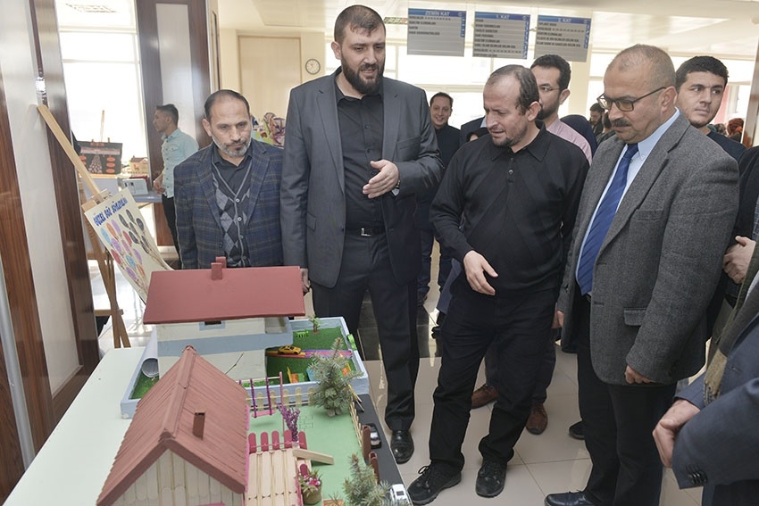 KMÜ İslami İlimler Fakültesi Öğrencilerinden El Sanatları Sergisi 11