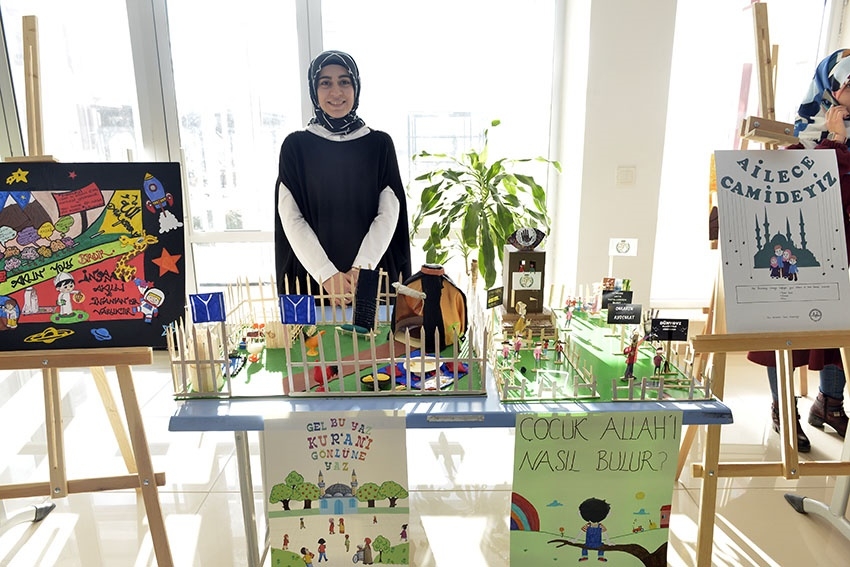 KMÜ İslami İlimler Fakültesi Öğrencilerinden El Sanatları Sergisi 14