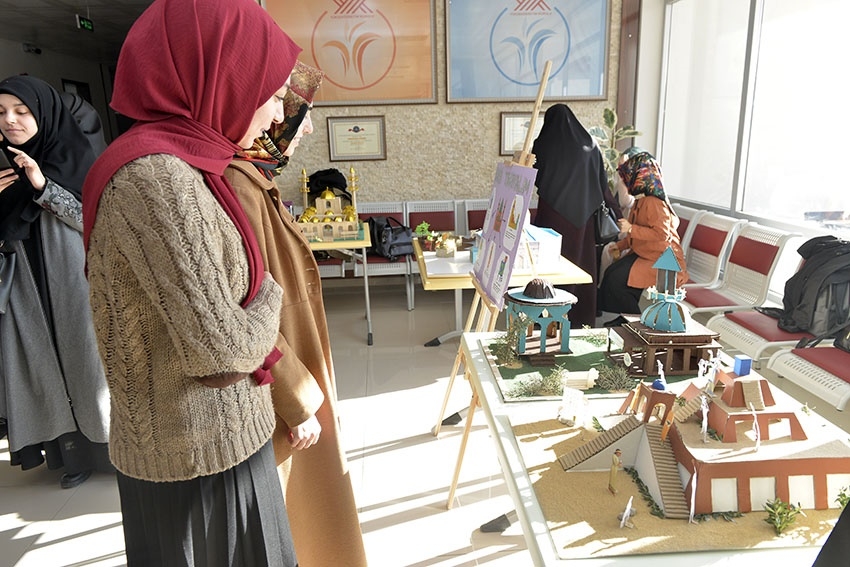 KMÜ İslami İlimler Fakültesi Öğrencilerinden El Sanatları Sergisi 18