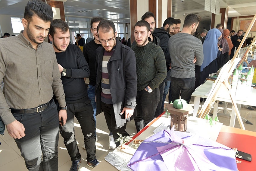 KMÜ İslami İlimler Fakültesi Öğrencilerinden El Sanatları Sergisi 19