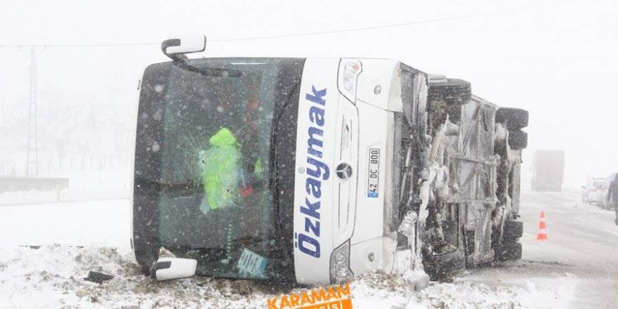Karaman’da Yolcu Otobüsü Devrildi: 25 Yaralı