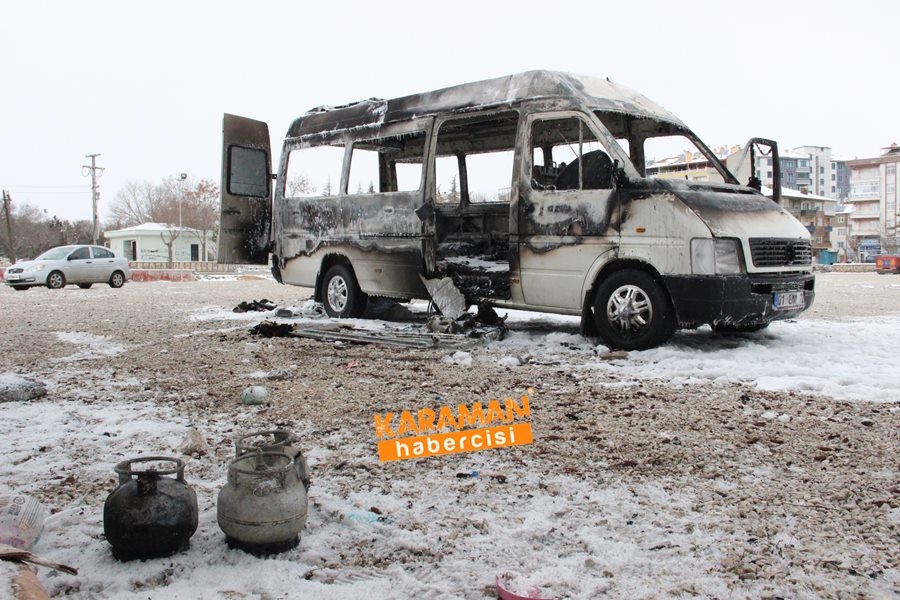 Karaman'da Araç Yangını 10