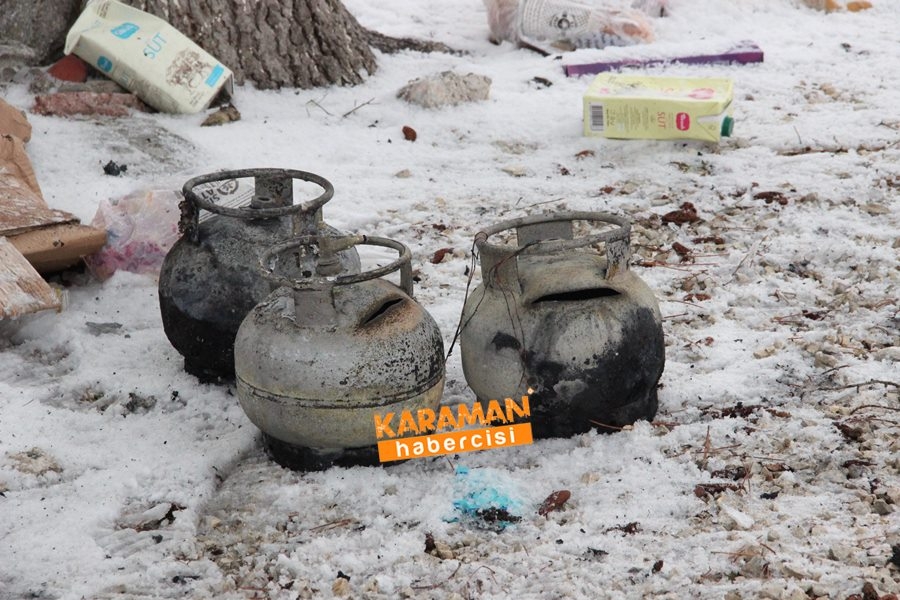 Karaman'da Araç Yangını 13