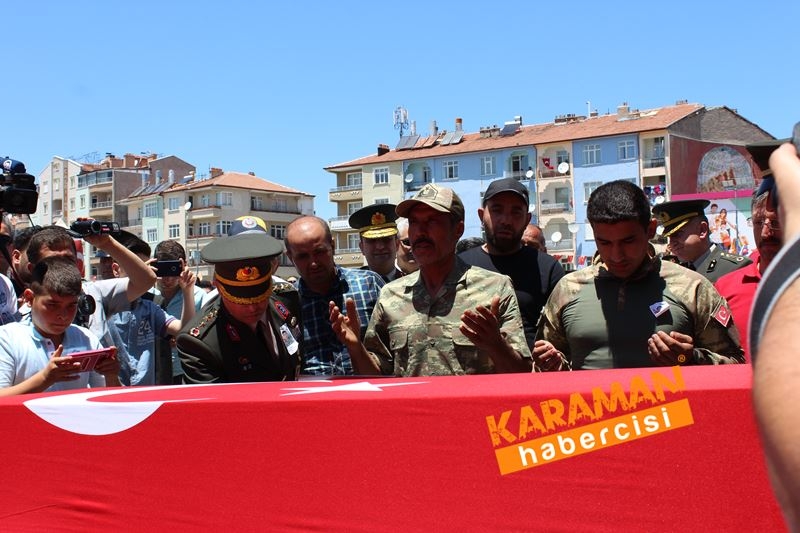Karamanlı Şehidi Binlerce Kişi Uğurladı 101