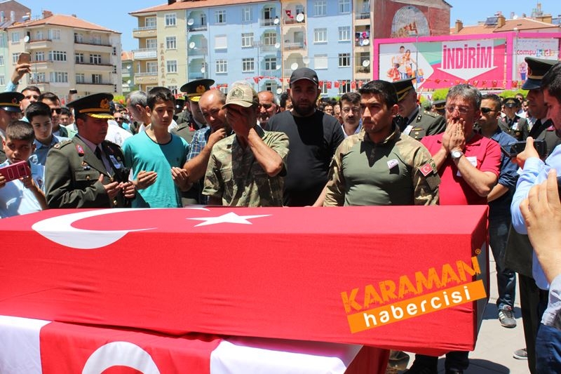 Karamanlı Şehidi Binlerce Kişi Uğurladı 102