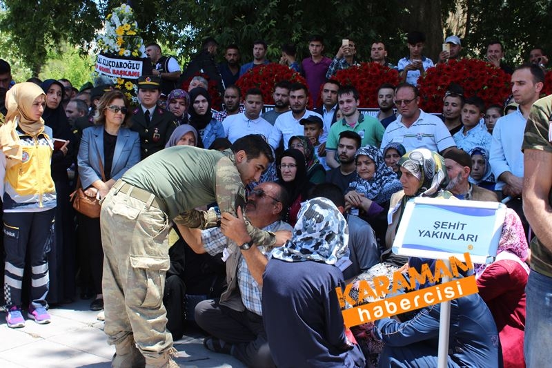 Karamanlı Şehidi Binlerce Kişi Uğurladı 104