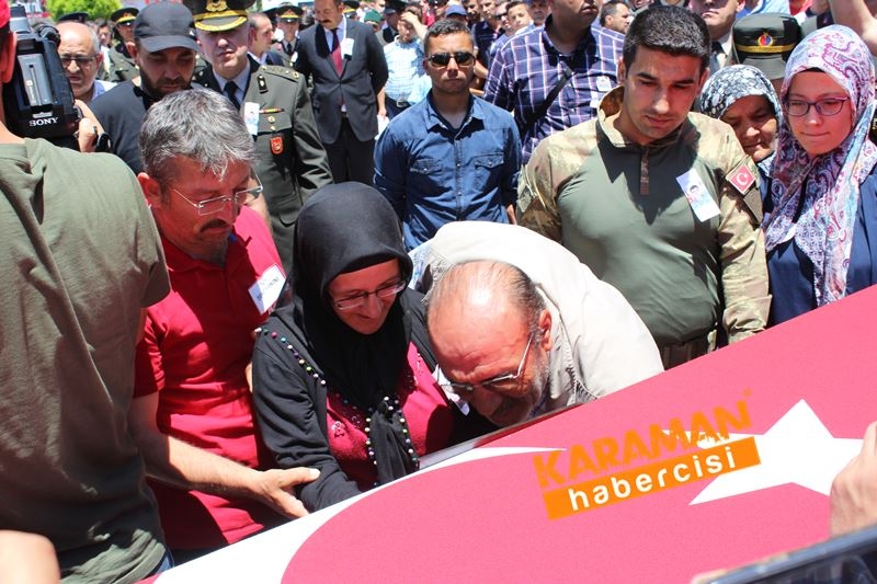 Karamanlı Şehidi Binlerce Kişi Uğurladı 105