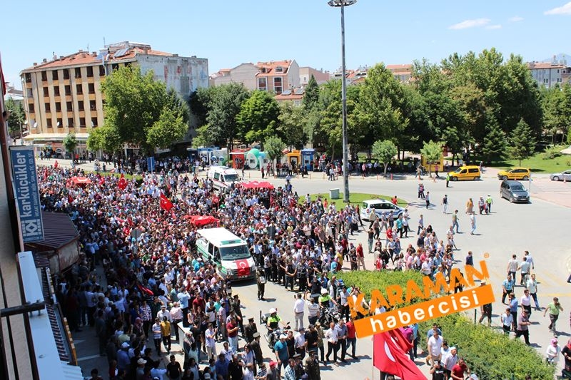 Karamanlı Şehidi Binlerce Kişi Uğurladı 179