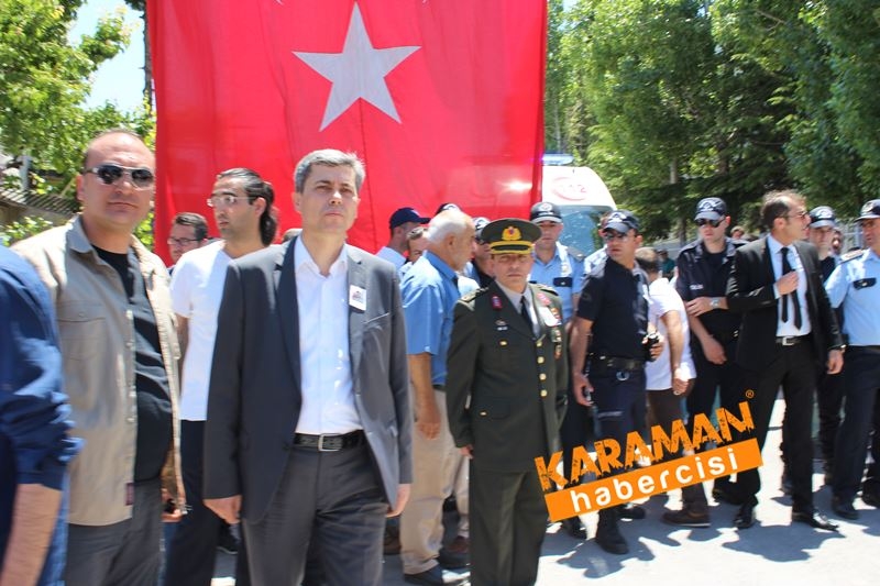 Karamanlı Şehidi Binlerce Kişi Uğurladı 23
