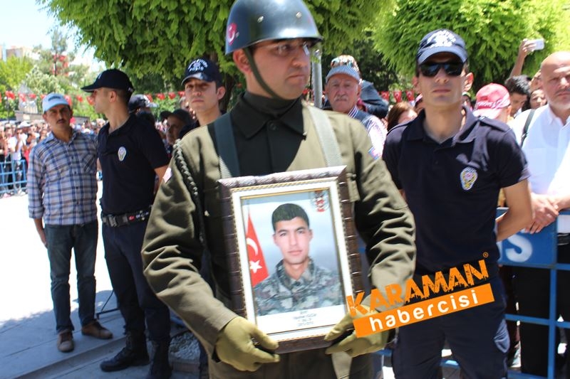 Karamanlı Şehidi Binlerce Kişi Uğurladı 40