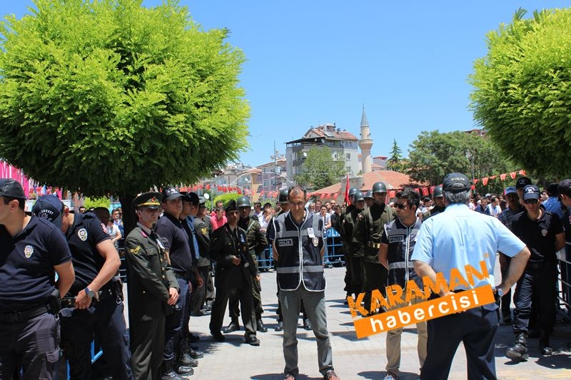 Karamanlı Şehidi Binlerce Kişi Uğurladı 50