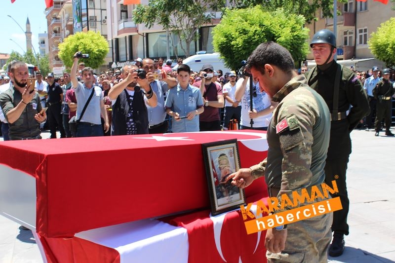 Karamanlı Şehidi Binlerce Kişi Uğurladı 78