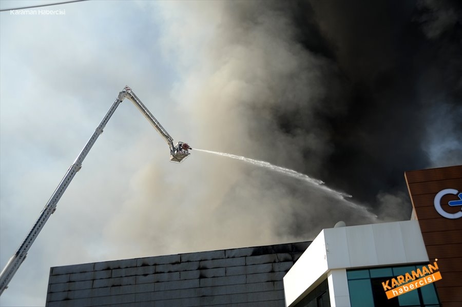 Antalya'da Fabrika Yangını 12