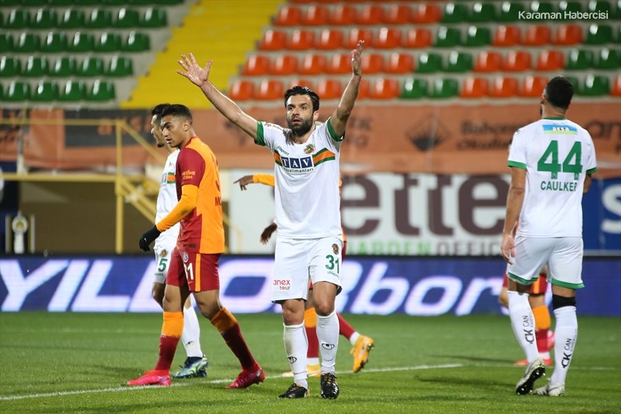 Süper Lig Aytemiz Alanyaspor Galatasaray Maçı 22