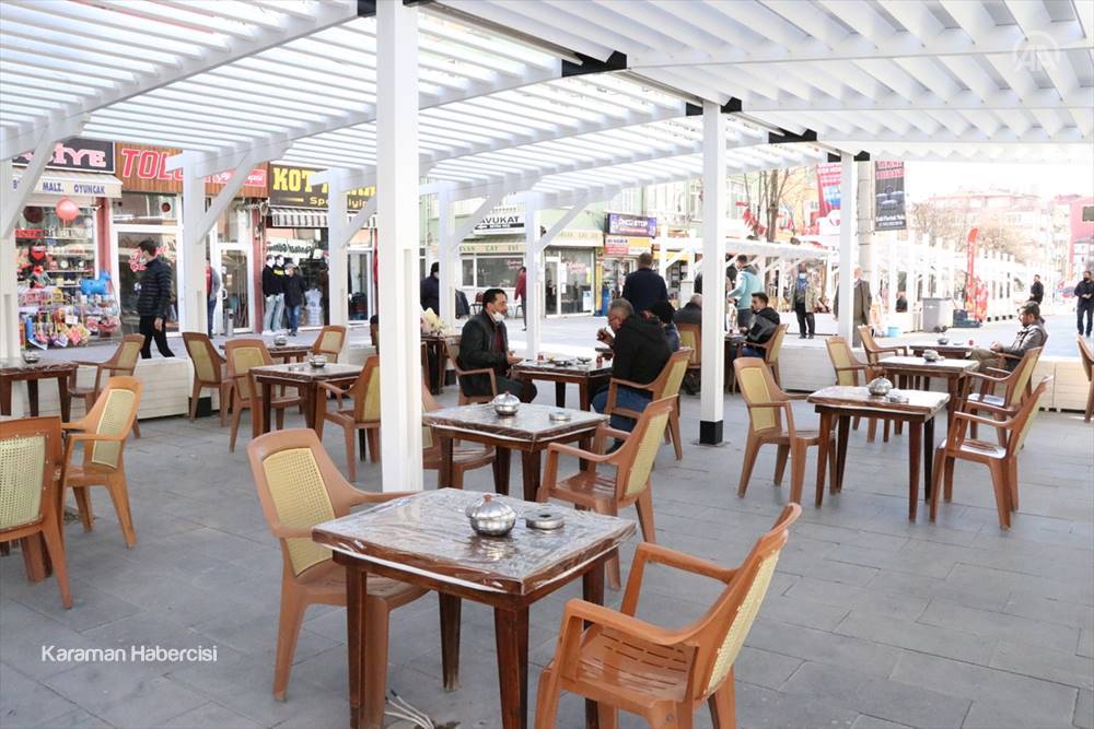 Niğde ve Kayseri Sokaklarında Cumartesi Hareketliliği 1